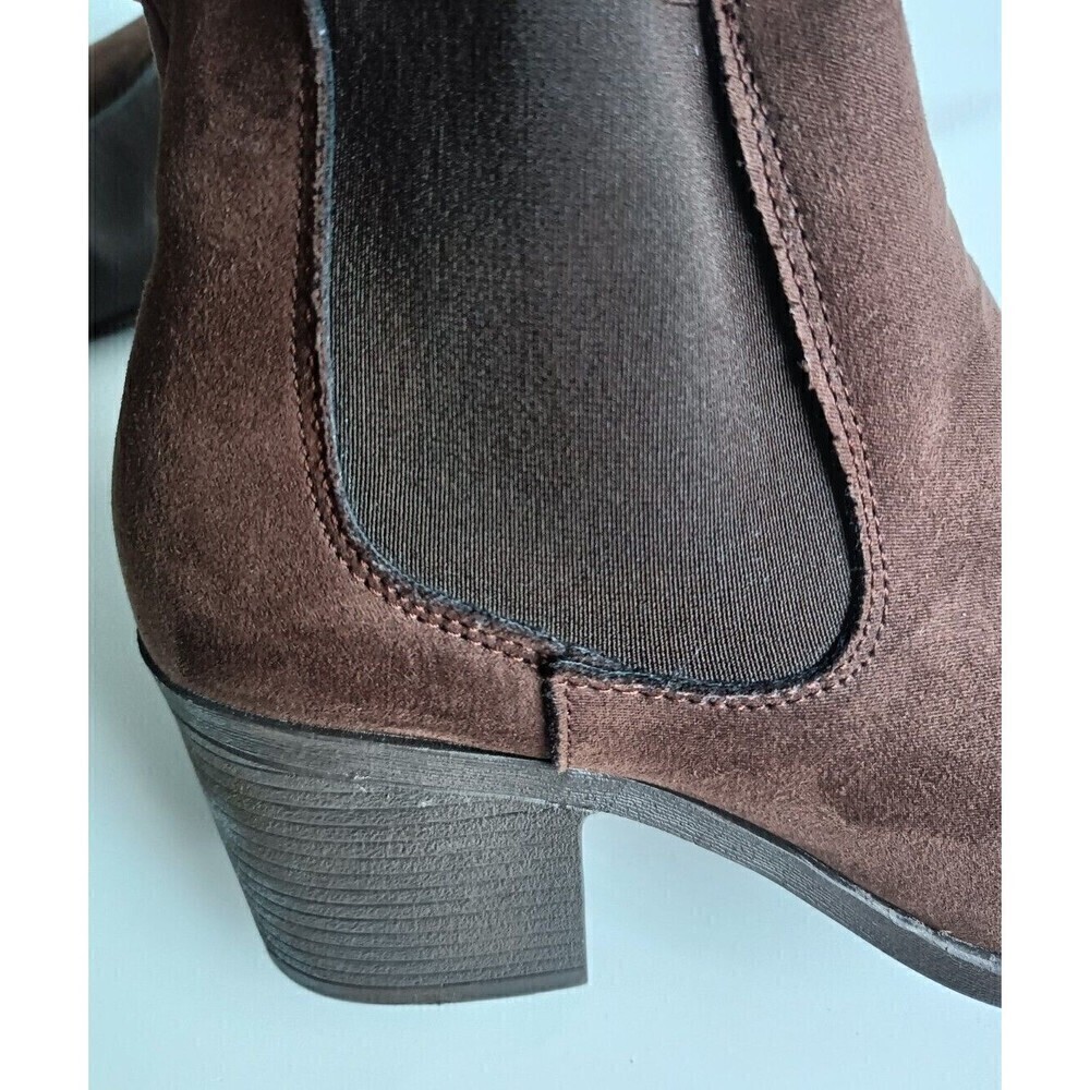Tahari Ankle Boots Size 10 Womens Brown Suede Pointed Toe Booties Jenar US - Picture 8 of 8